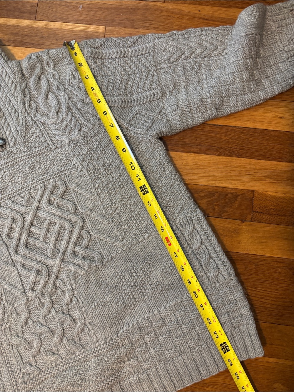 Lauren Ralph Lauren Gray Textured Cable-Knit Crewneck Sweater - Picture 5 of 6
